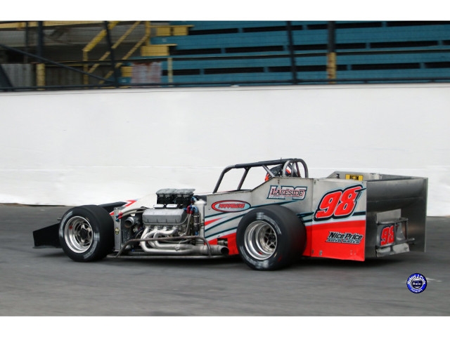 Tyler Thompson Lands Another Oswego Top Ten Ahead of Mr. Supermodified