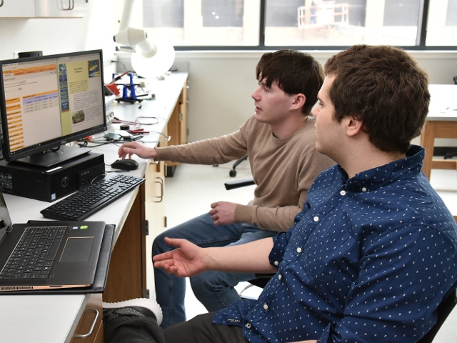 SUNY Oswego students to intern at Harvard-Smithsonian Center for Astrophysics