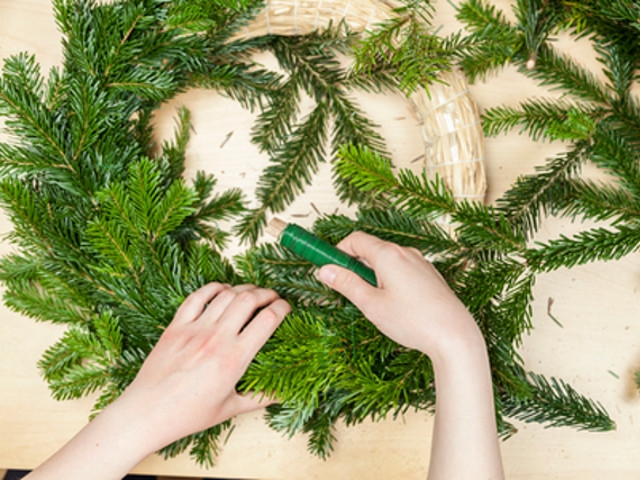 Still Room in the Wreaths for Wildlife Program on Dec 4