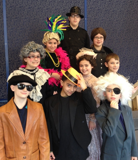 Fitzhugh Park Elementary Presents Blackjack Dice and the Diamond Heist on Apr. 9 and 10