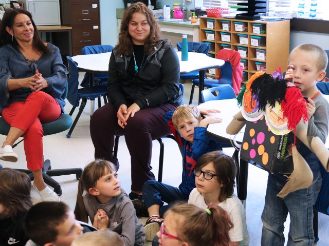 FPS Second Graders Create Boo-tiful Collaborative Project