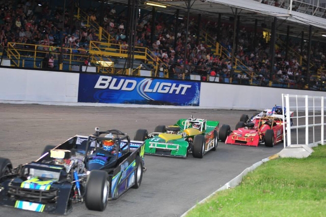2016 Season Tickets Now Available for Oswego Speedway