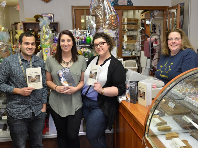 SUNY Oswego Students, Man In The Moon Form Sweet Partnership
