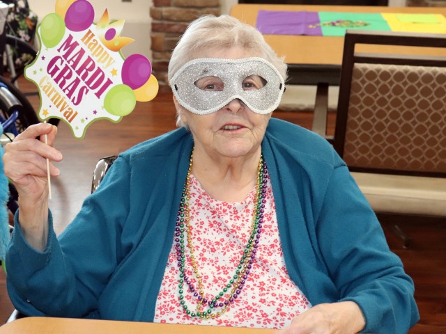 Morningstar Residents Celebrate Mardi Gras