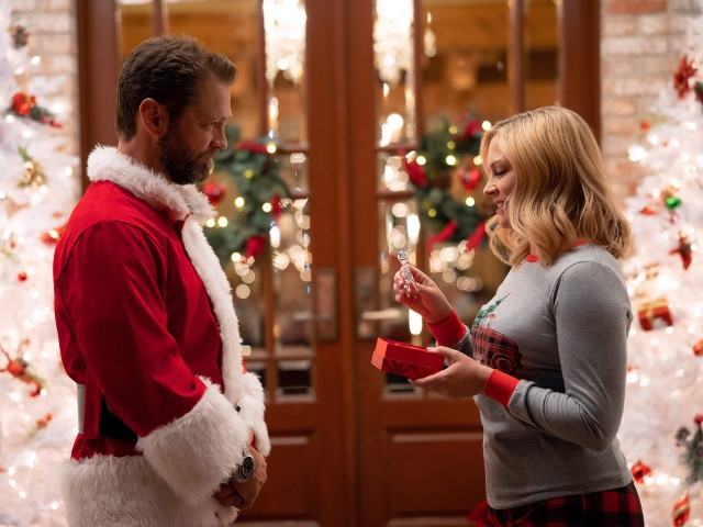 Oswego Faculty Member’s Holiday Film ‘Dear Christmas’ to Debut on Lifetime Nov. 27