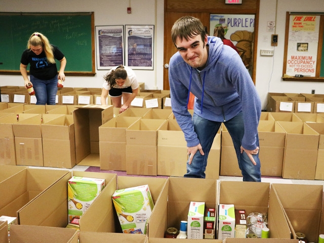 Volunteers Pack 176 Boxes for Hannibal Families in Need