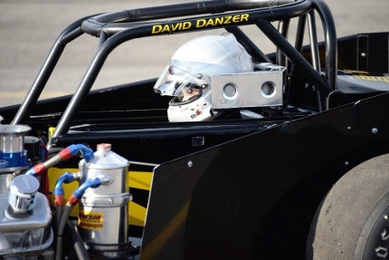 Danzer, Bond set fast laps in Oswego Speedway Open Practice