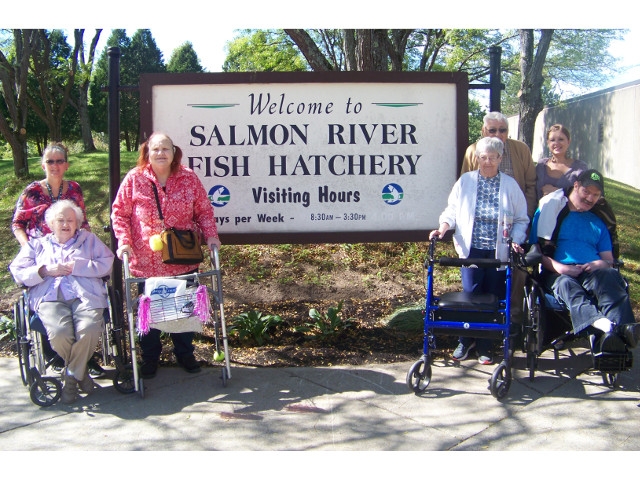 Morningstar Residential Care Residents Enjoy Outing