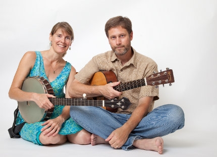 Keepers of American rural folk music duo, Dana &amp; Susan Robinson, at The Oswego Music Hall March 2