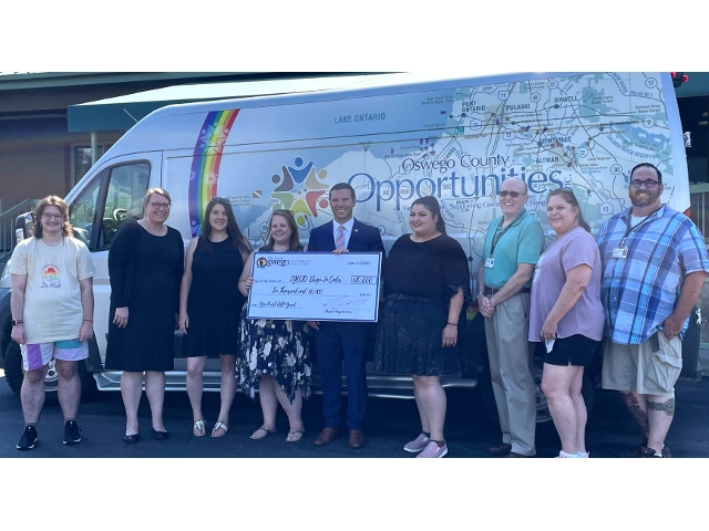 Mayor Barlow Announces $10,000 in Funding For LGBTQ+ Drop-In Center