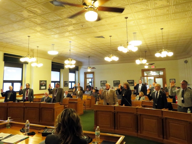 New and Incumbent Oswego County Legislators Take Oath in January Meeting