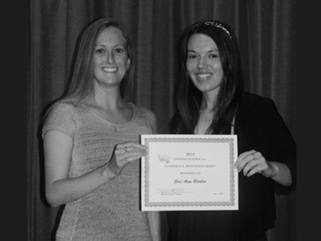 Oswego Players Present Arts Scholarships to 2015 Graduates
