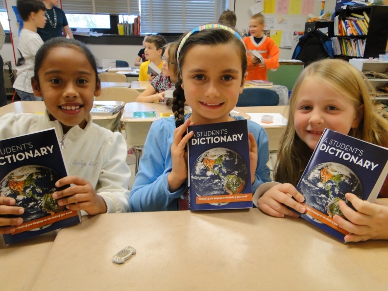 Oswego third-graders benefit from Elk’s Lodge Dictionary Project