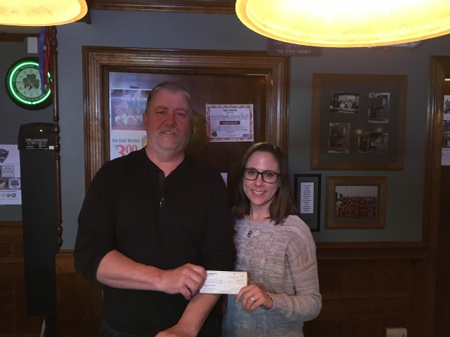 Local Businesses Give Thanks, Give Back