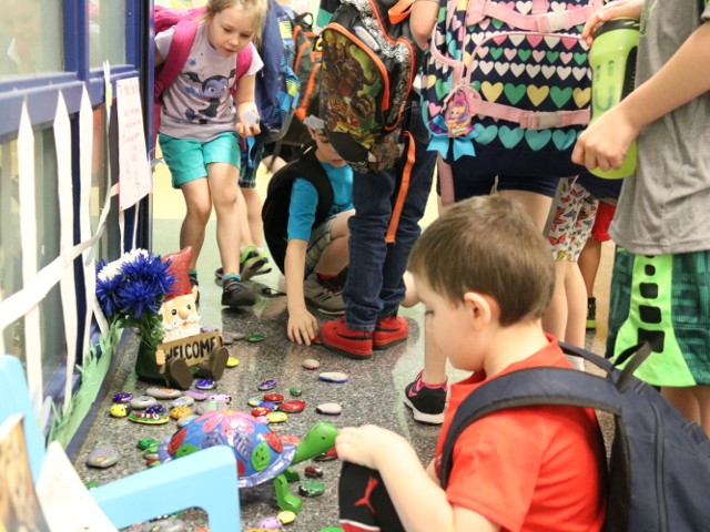 At Rock Garden, Leighton Students Sow and Reap Kindness