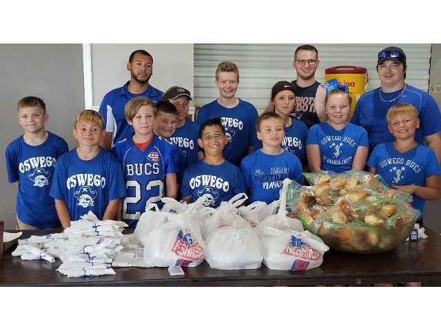 Oswego Pop Warner Football &amp; Cheer Supports Blessings In A Backpack at Wal-Mart