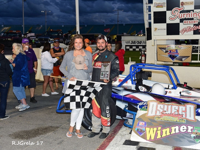 Mike Bruce Runs Away with Fifth Pathfinder Bank SBS Victory