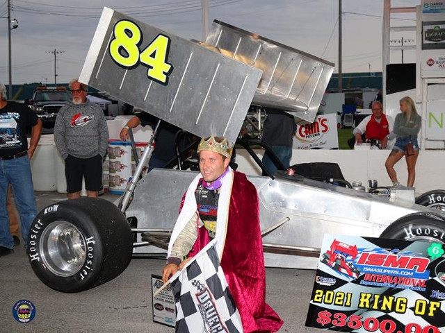 King Mike X: Lichty Holds Off Muldoon to Wear King of Wings Crown for Third Time