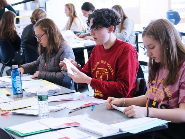 Oswego High School NHS Chapter Raises Funds for Sr. Jude’s Children’s Research Hospital