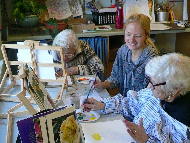 SUNY Oswego Student Makes Art Program Fun and Educational