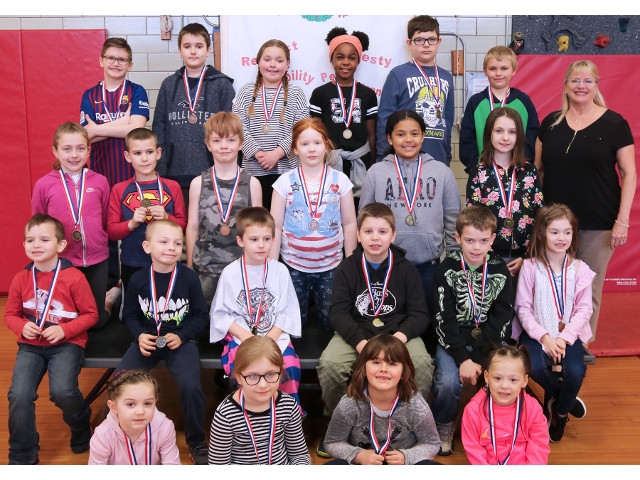 Fairgrieve Students Earn Principal Award Medals for 3rd Marking Period