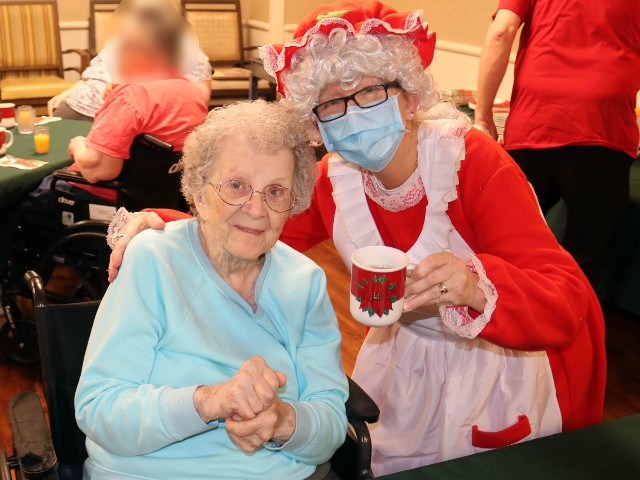 Breakfast With Mrs. Claus At Morningstar Residential Care Center