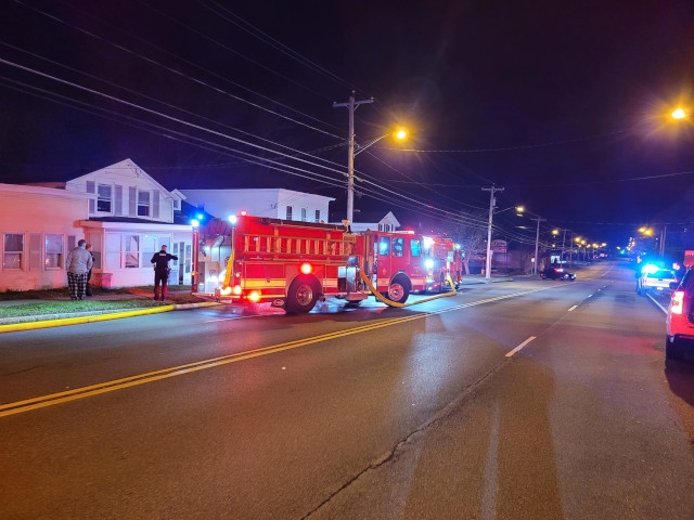 Oswego Firefighters Extinguish Overnight Basement Fire