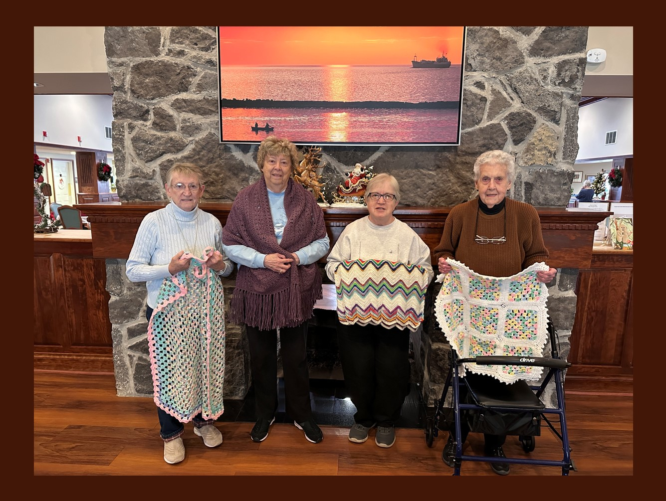 Springside Knitting Club Helps Friends of Hospice