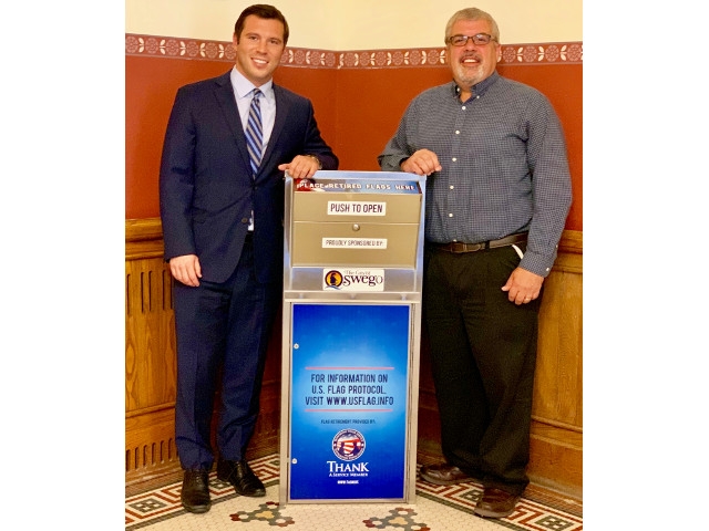 Mayor Barlow Announces City to Participate in Retired U.S Flag Project