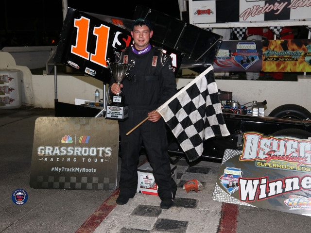 Stephen Duphily Four for Four in Oswego 350 Supermodified Competition