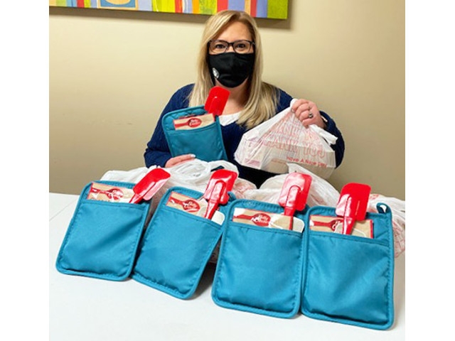 Cookie Baking Kits Offered With Grab And Go Meals Feb 24-26