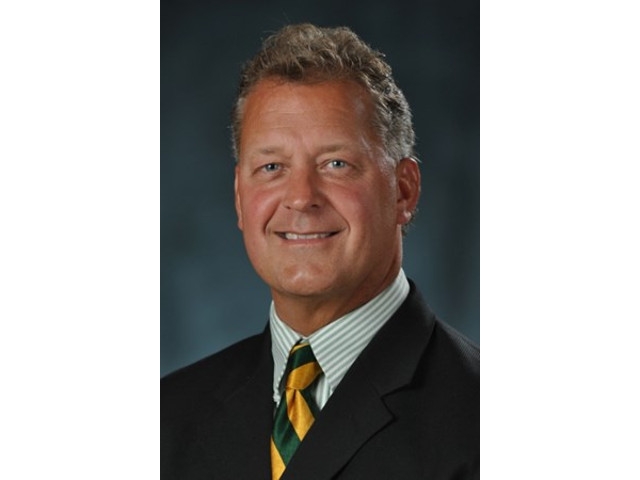Gosek Earns 300th Victory in Win Over Cortland