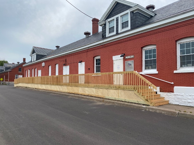 Oswego Players Ready to Welcome Patrons to Final Weekend of “Dearly Departed”