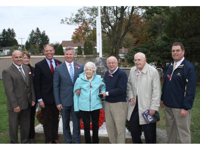 Scriba Dedicates WWI Monument