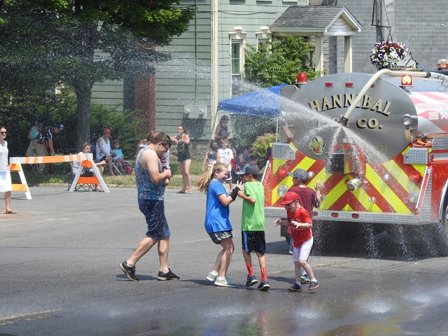 Mayor Barlow Announces 2018 Independence Day Parade Award Winners