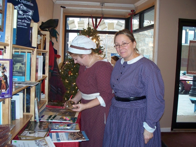 Holiday History Shop in SUNY Downtown Store