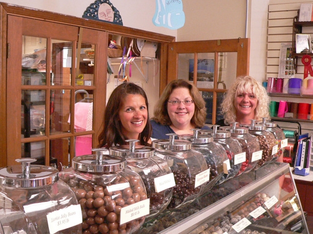 Man in the Moon Candies Promises to Sweeten St. Luke’s Celebration