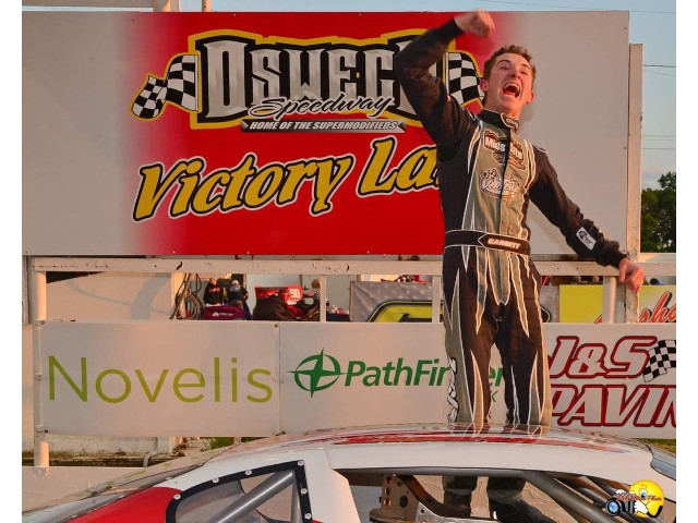 Garrett Zacharias Dominates For First Oswego Super Stock Triumph