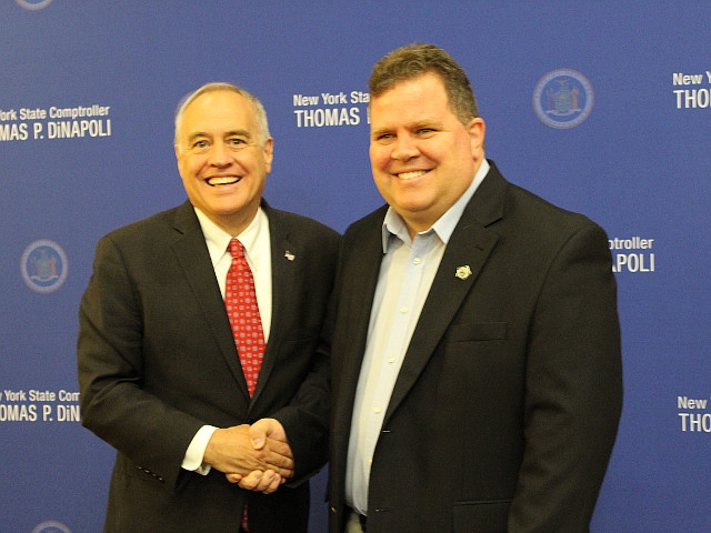 State Comptroller DiNapoli Endorses Farfaglia for Mayor of Fulton